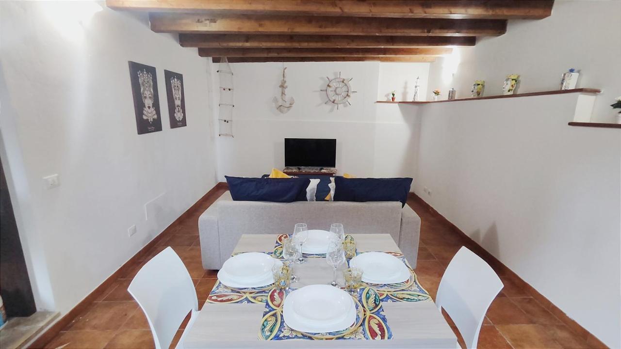 Porto Centro Storico Spiaggia Wi-Fi&Self Check-In Кастелламмаре-дель-Голфо Экстерьер фото